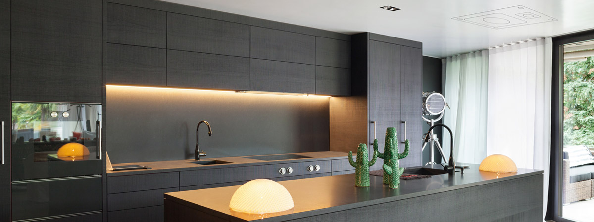 unsichtbare Lautsprecher und Subwoofer Sonance unsichtbare Lautsprecher in der Decke